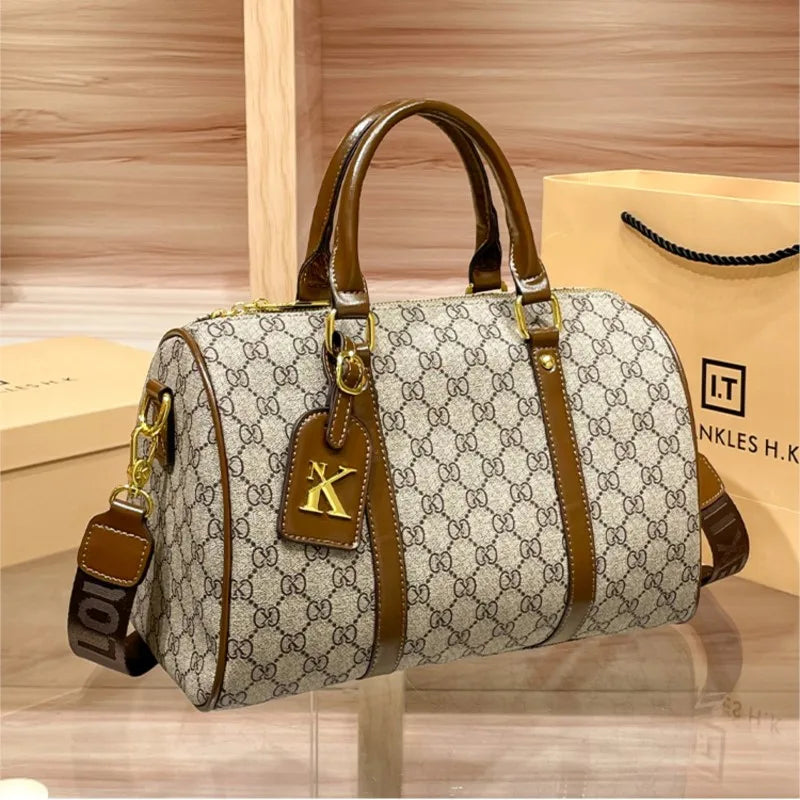 Ladies' Light Luxury Handbag 2025 New Spring Luxury Designer Fashion Retro Handheld Shoulder Bag Large Capacity Crossbody Bag