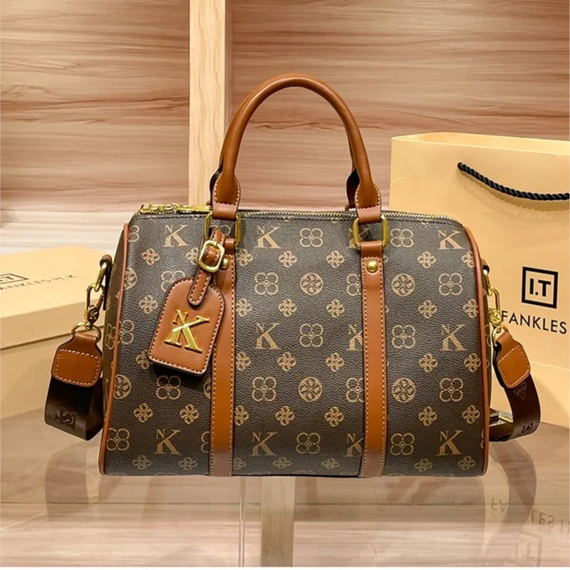 Ladies' Light Luxury Handbag 2025 New Spring Luxury Designer Fashion Retro Handheld Shoulder Bag Large Capacity Crossbody Bag